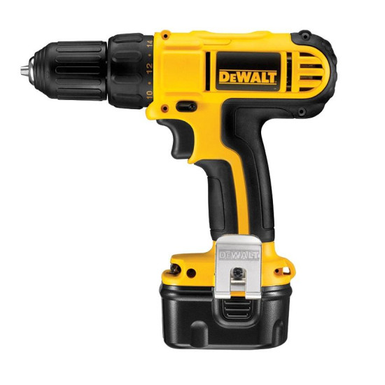 Винтоверт акумулаторен DEWALT DC740K2